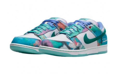 Nike SB Dunk Low Futura Laboratories Bleached Aqua 2